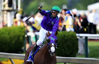 カリフォルニアクロームが二冠達成、プリークネス・ステークス