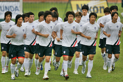 韓国 サウジアラビア戦へ向けチーム練習