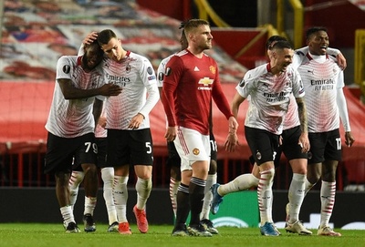 ミランがマンUと分けEL8強に前進、ロンドン勢は勝利