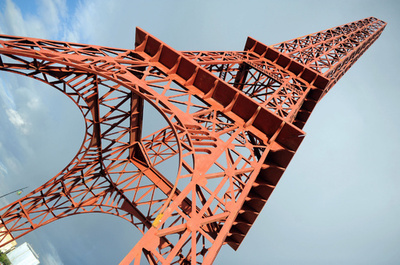 モロッコ・フェスのエッフェル塔レプリカ