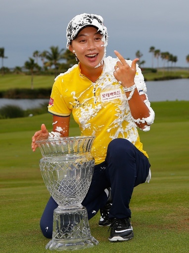 金孝周が今季開幕戦を制す、ピュアシルクバハマLPGAクラシック