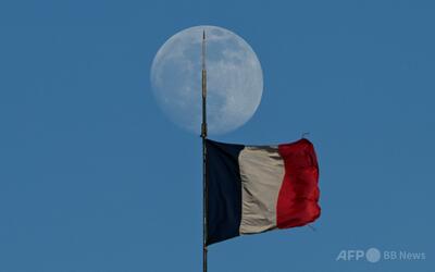 フランス、配偶者との性行為に応じる「夫婦の義務」廃止へ 下院が法案可決