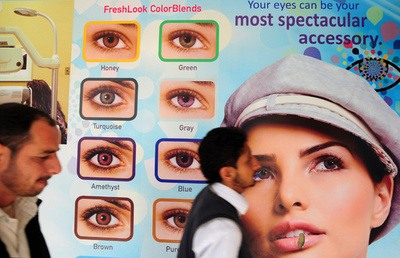 下水に流したコンタクトレンズ、プラスチック汚染の大きな原因に 米研究