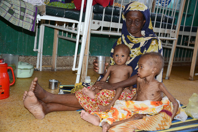 「腹水の子供たち」