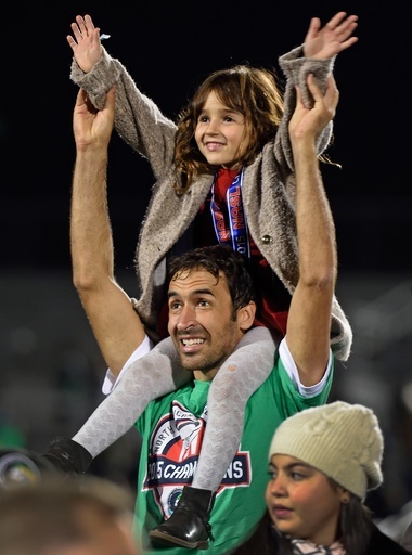 現役引退のラウル、コスモス優勝で有終の美を飾る