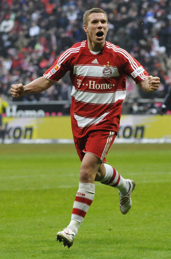 バイエルン・ミュンヘン 5得点を奪いハノーバーに快勝