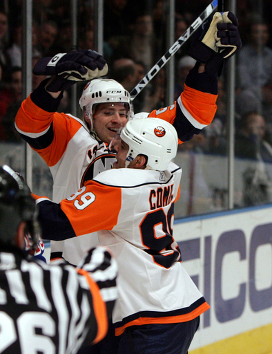 アイランダーズ SOの末レンジャーズに勝利