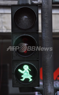 ドイツで人気の歩行者用信号マーク アンペルフロイ ケルン 写真7枚 ファッション ニュースならmode Press Powered By Afpbb News