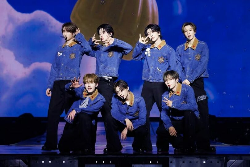 WAKEONE (c)STARNEWS