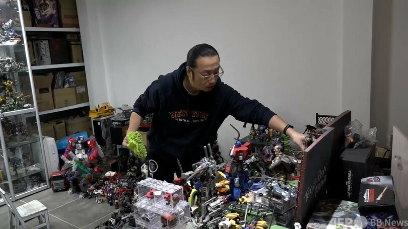 上海の「トランスフォーマー」コレクター、500万円近くかけ400点を収集