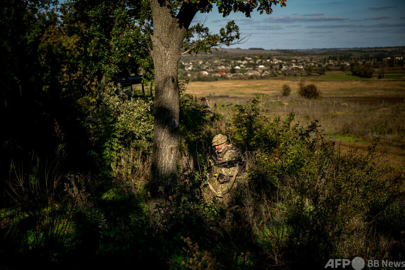 戦死者捜索の過酷な任務担う「貨物200便」 ウクライナ