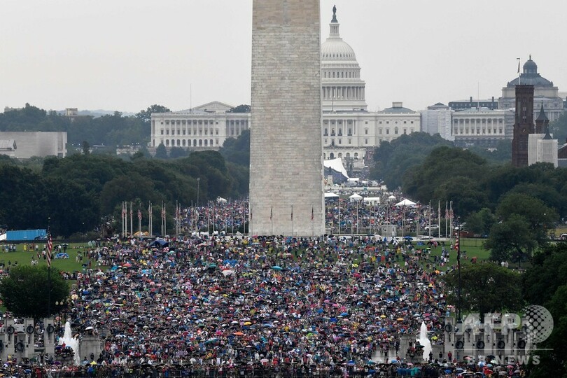 トランプ氏、独立記念日に異例の演説 「米国に不可能はない」