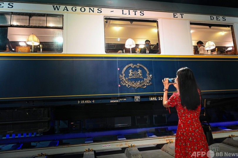 豪華絢爛 オリエント急行 ガーデンズ バイ ザ ベイに登場 写真枚 国際ニュース Afpbb News