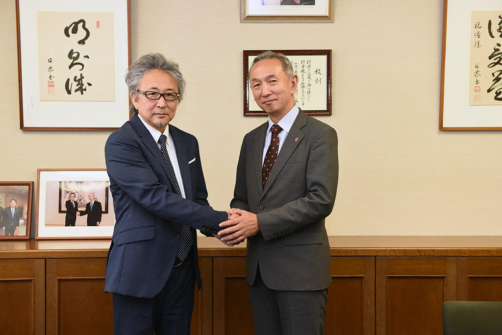 グローバル社会における''これからの学び''とは? 佼成学園女子中高が上智大学学長を招き、講演会「地球に生きる・時代を生きる」を開催 -- 講演後には学長と生徒らの懇談会も グローバル社会における''これからの学び''とは? 佼成学園女子中高が上智大学学長を招き、講演会「地球に生きる・時代を生きる」を開催 -- 講演後には学長と生徒らの懇談会も
