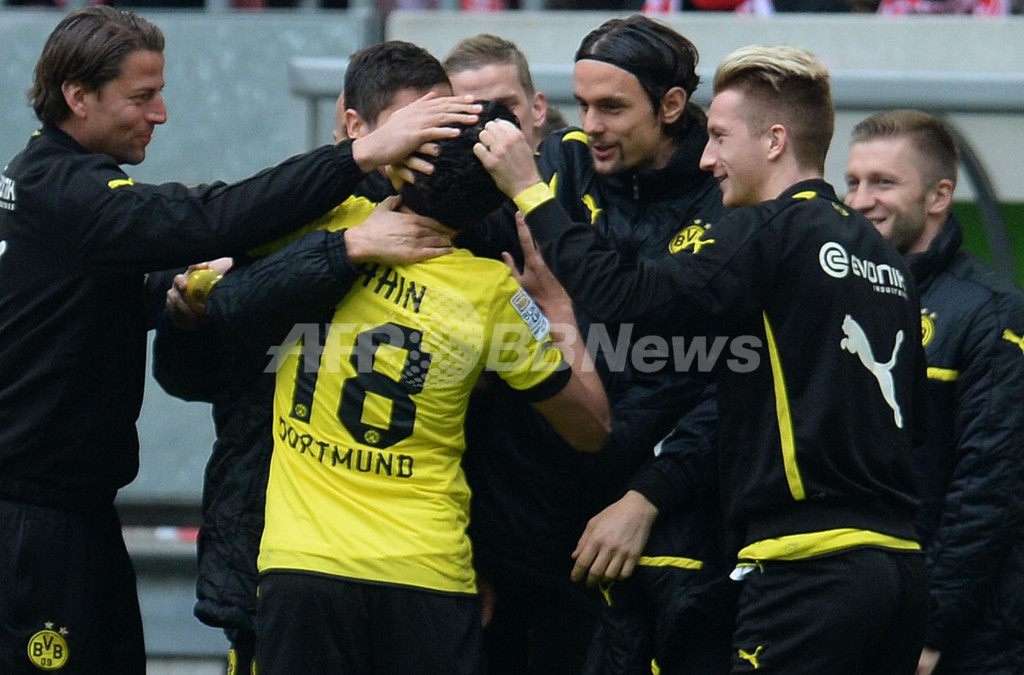 10選手入れ替えたドルトムント、デュッセルドルフに勝利 写真7枚 国際ニュース:AFPBB News