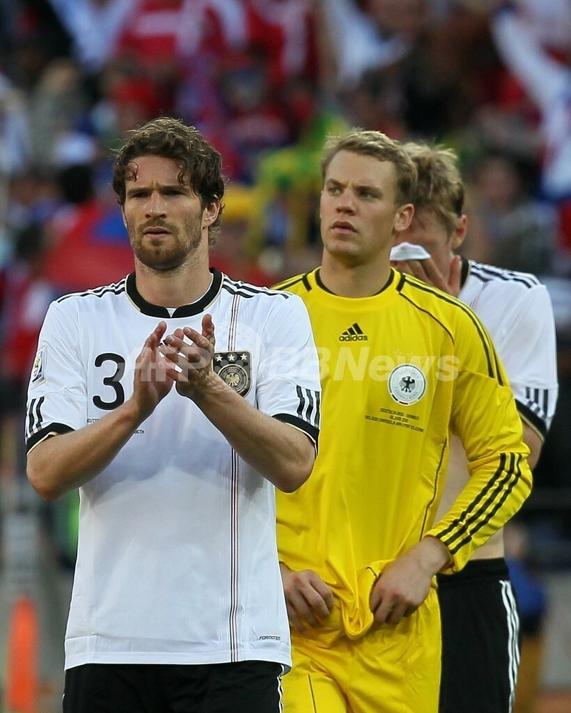 セルビア ドイツを破る、W杯 写真15枚 ファッション ニュースならMODE