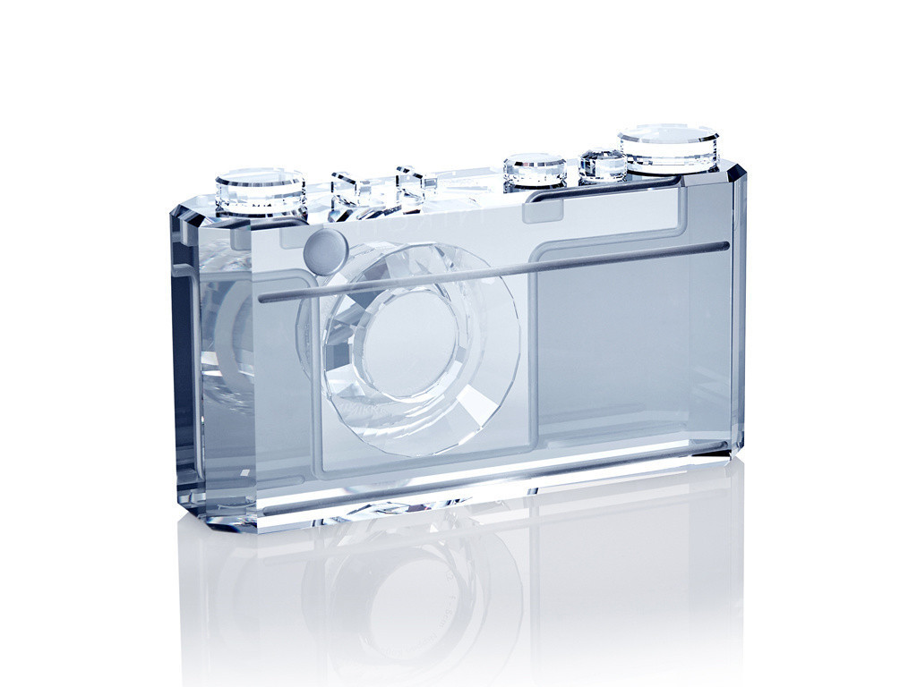 Nikon スワロフスキー 創立100周年記念 キーホルダー&社史 楽天市場】【中古】【美品】SWAROVSKI スワロフスキー ニコン