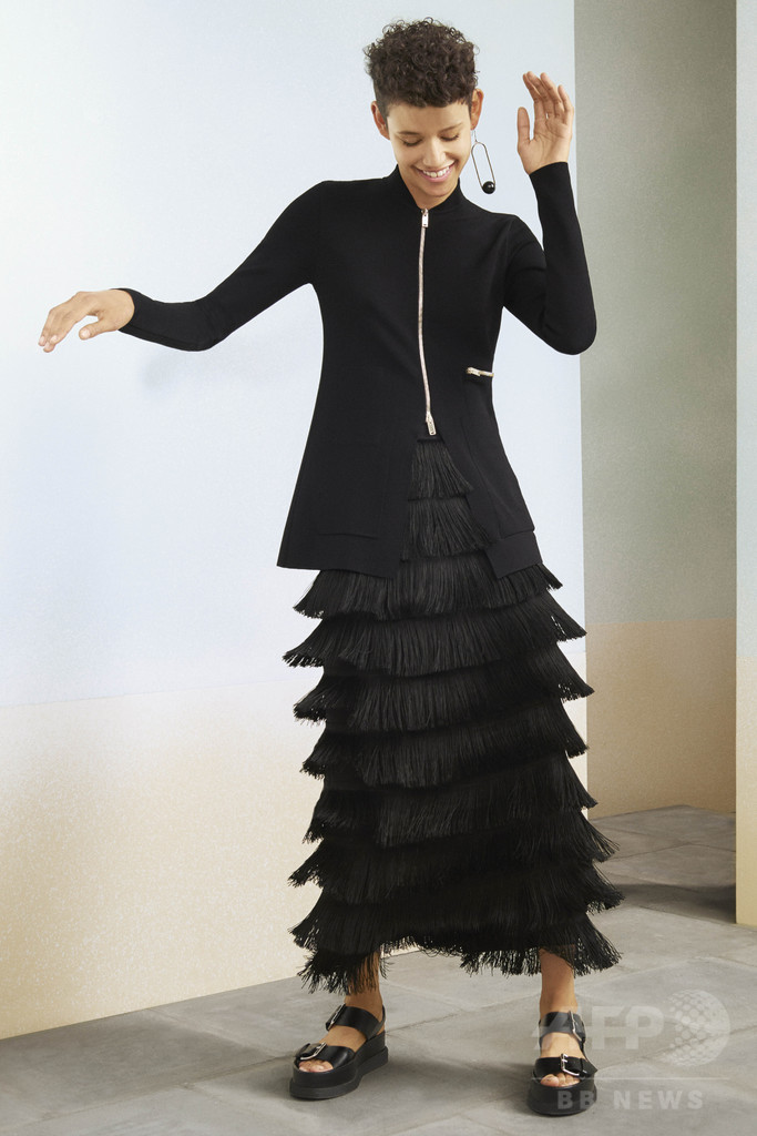 「ステラ マッカートニ」ブランド初のメンズ＆ウィメンズ、アビー・ロード・スタジオで発表