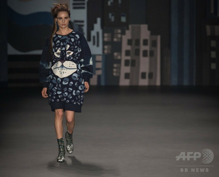 ドナテラ・ヴェルサーチもコレクション発表、「サンパウロ・ファッション・ウィーク」開催