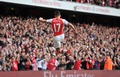 14-15イングランド・プレミアリーグ第8節、アーセナル（Arsenal）対ハル・シティ（Hull City）。先制点を喜ぶアーセナルのアレクシス・サンチェス（Alexis Sanchez、2014年10月18日撮影）。(c)AFP/GLYN KIRK