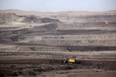 中国北部でまた炭鉱爆発、32人死亡 週内に2件目