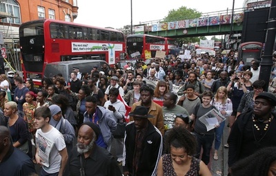 米黒人射殺、英ロンドンでも抗議 「黒人の命は大切」