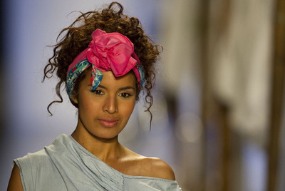 ＜コロンビアモーダ2013＞Carolina Sepulveda