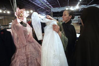 「処女」とうそついて婚姻無効の判決覆される、フランス