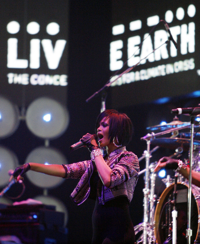 「Live Earth」日本の東京会場にリアーナ登場