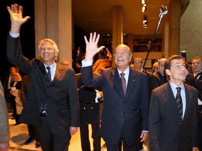 シラク前仏大統領、退任直前悩み尽きず？元官僚が本出版