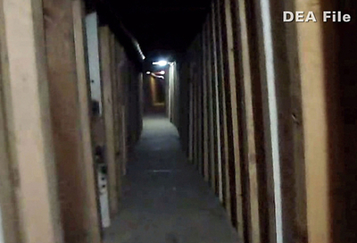 全長220メートルの麻薬密輸トンネル発見、米メキシコ国境