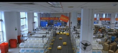 中国・海南の速達小包の発送増加 eコマースの消費回復