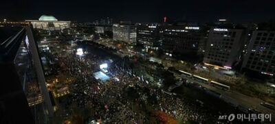 [KWレポート] 時代遅れの非常戒厳 vs デジタル民主主義 (2)