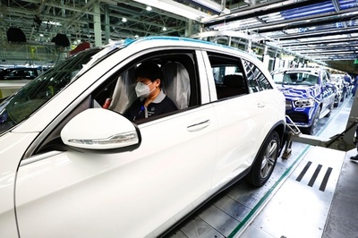 中国の自動車産業、2月の生産販売80%減