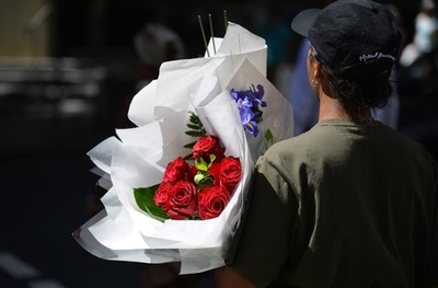 バレンタインデーには詐欺にご用心 豪政府機関が注意呼びかけ