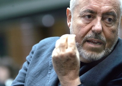 伊デザイナー、エリオ・フィオルッチ死去 80歳