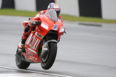 ストーナー 2戦連続でポール獲得