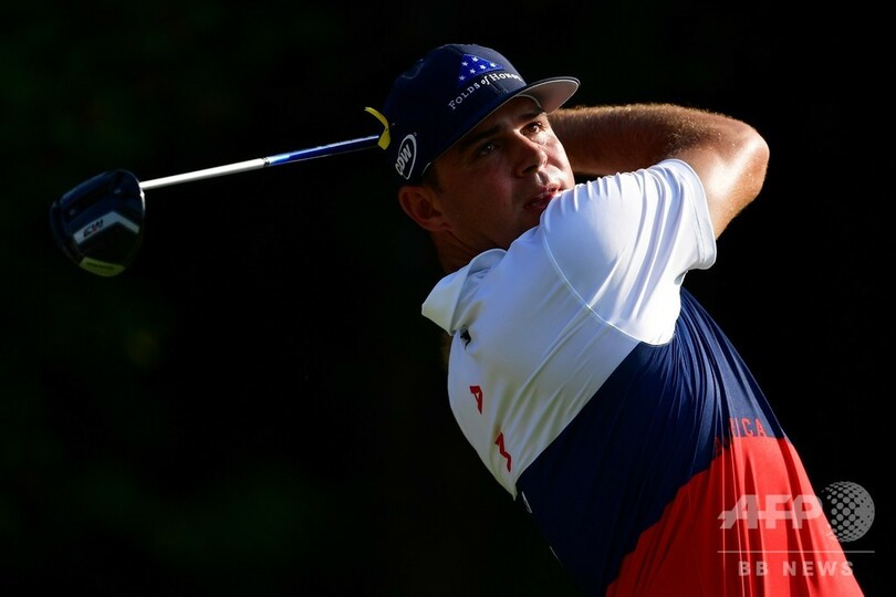 伏兵ウッドランドが首位発進、ウッズは耐えてイーブンパー 全米プロ