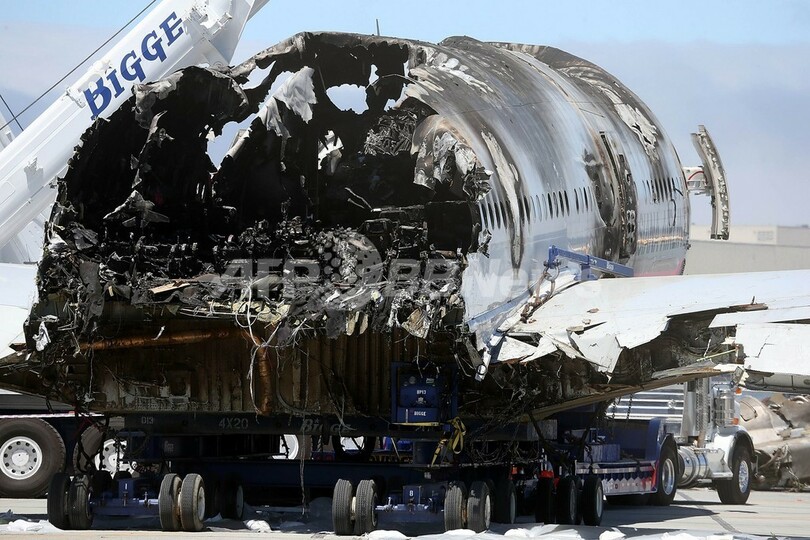 事故報道で米運輸当局とTV局が大失態、アシアナ航空は法的措置検討