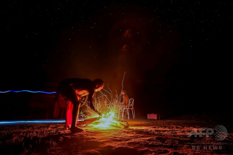 「最後の1人まで戦う」 採掘業者迫るアマゾンで矢を研ぐ先住民