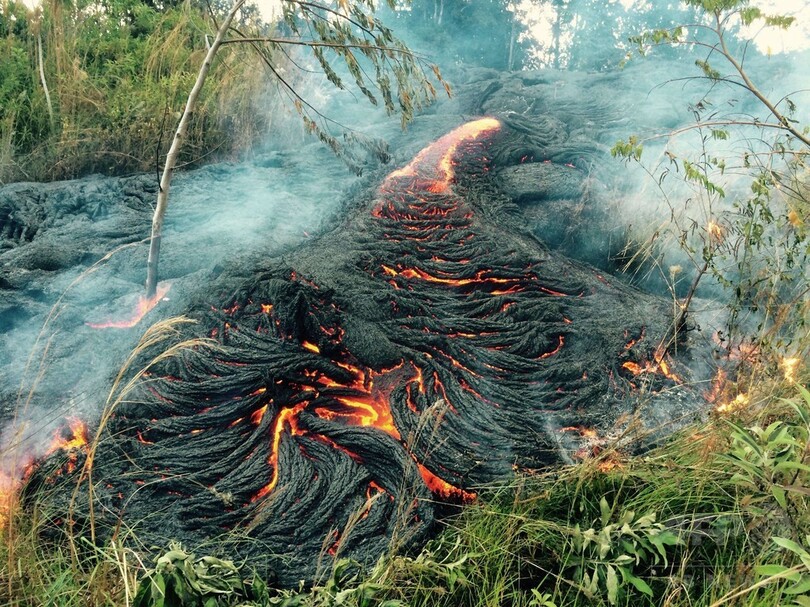 キラウエア火山の溶岩流が押し寄せるハワイ島 パホア 写真3枚 国際ニュース Afpbb News