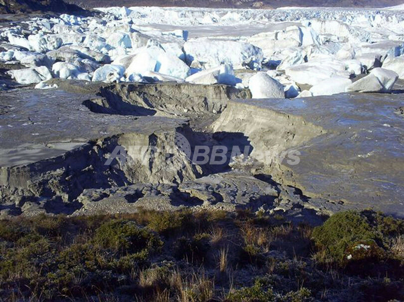 チリのパタゴニア地方、湖が突然消滅