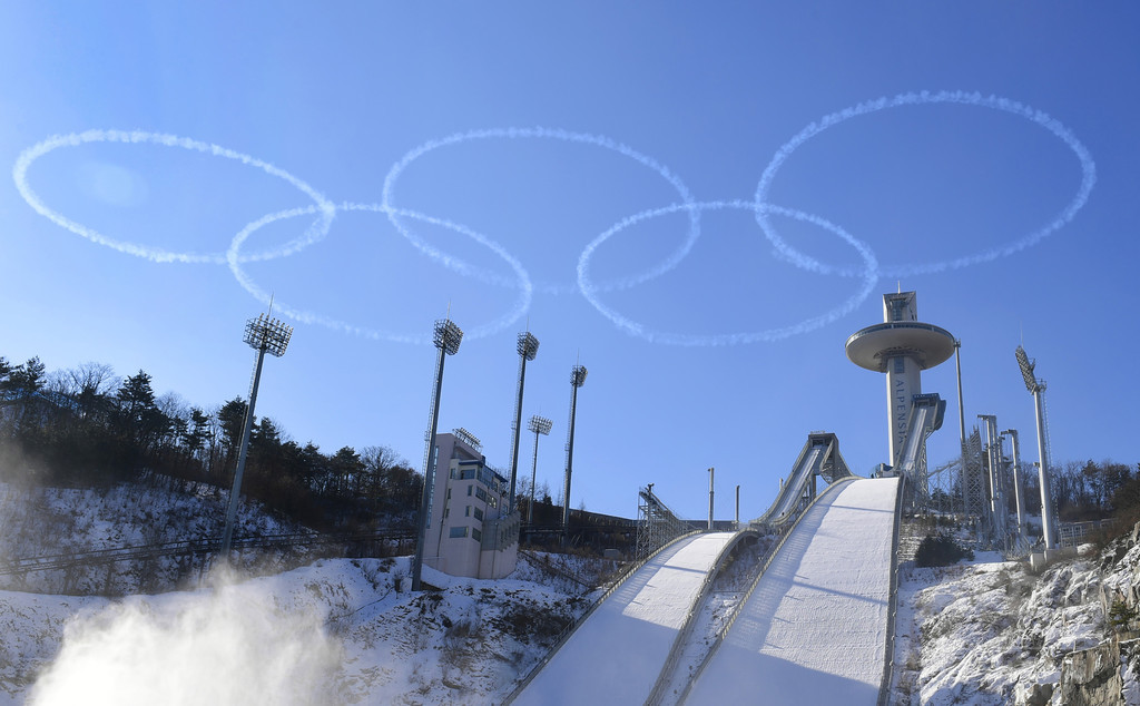 ロシア選手169人、個人資格で平昌五輪出場へ ロシア選手169人、個人資格で平昌五輪出場へ