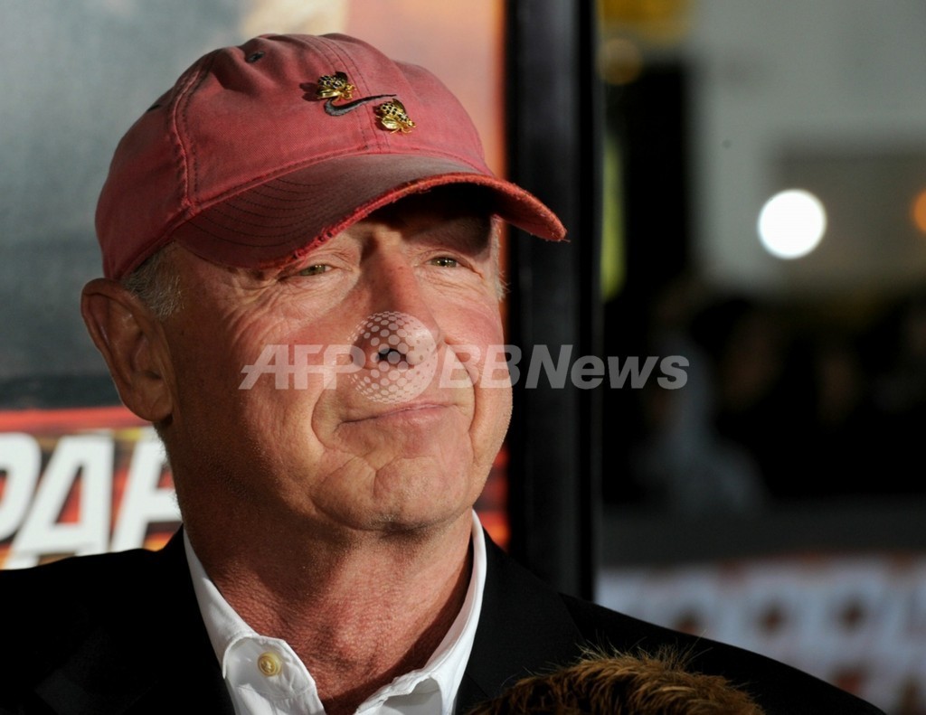 自殺した故トニー・スコット監督、遺体から抗うつ剤と睡眠導入剤 自殺した故トニー・スコット監督、遺体から抗うつ剤と睡眠導入剤