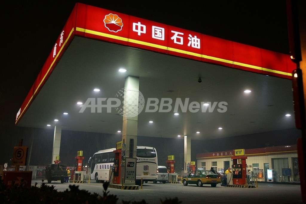 中国、イラクとアルアーダブ油田開発30億ドルで合意 中国、イラクとアルアーダブ油田開発30億ドルで合意