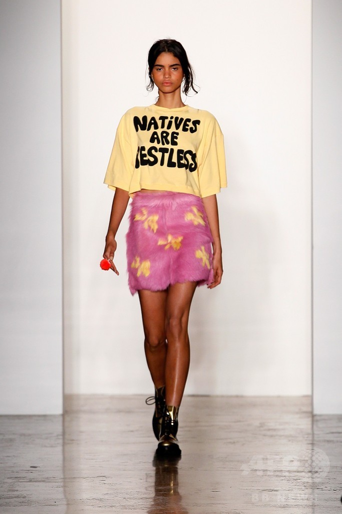 フィナーレにマイリー・サイラス、「ジェレミー・スコット」15年春夏