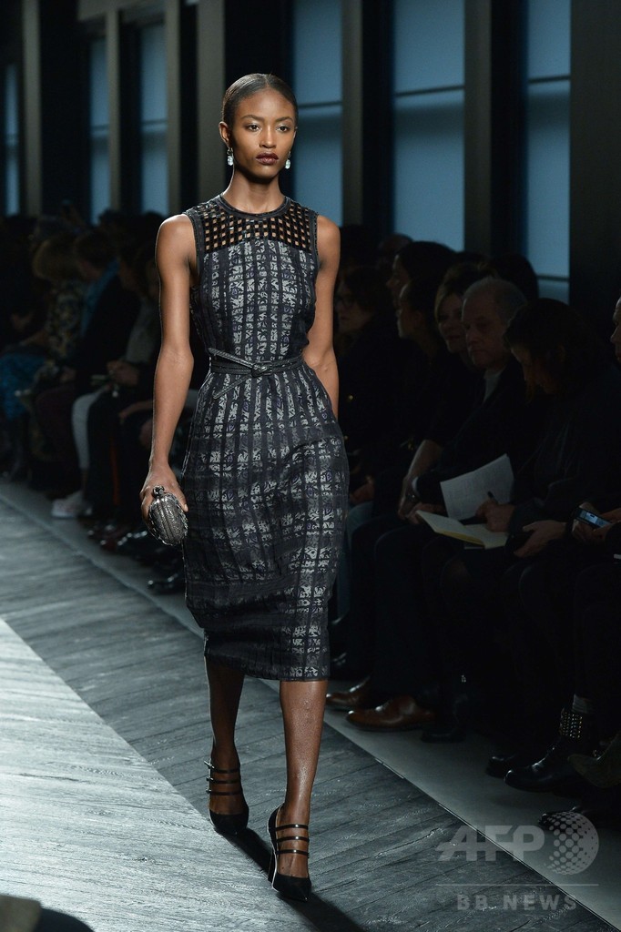 「ボッテガ・ヴェネタ」16/17年秋冬コレクション