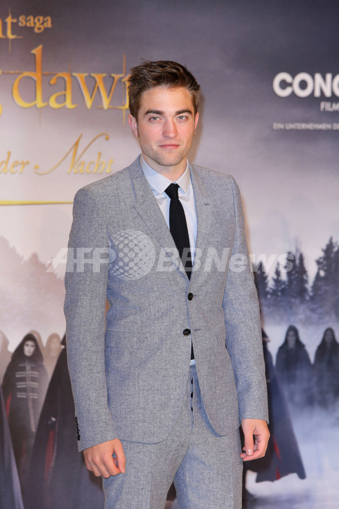 ロバート・パティンソン、「ディオール・オム」のキャンペーンモデル起用について語る