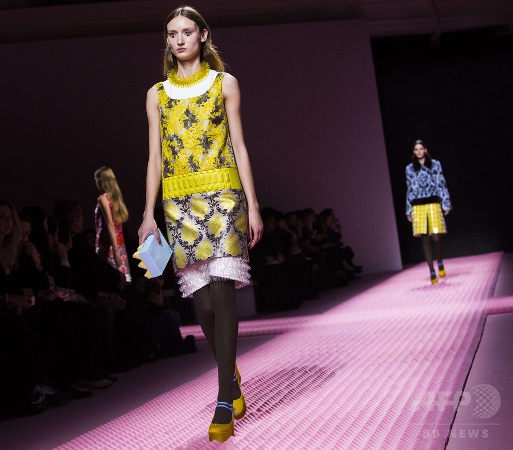 空白をディテールで埋め尽くすアートの手法から着想、「メアリー・カトランズ」15/16年秋冬