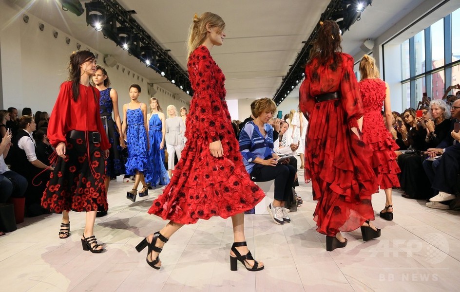 「マイケル・コース コレクション」16年春夏コレクション